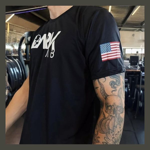 Camiseta Dry-fit  Preta Caveira Unisex Dark Lab