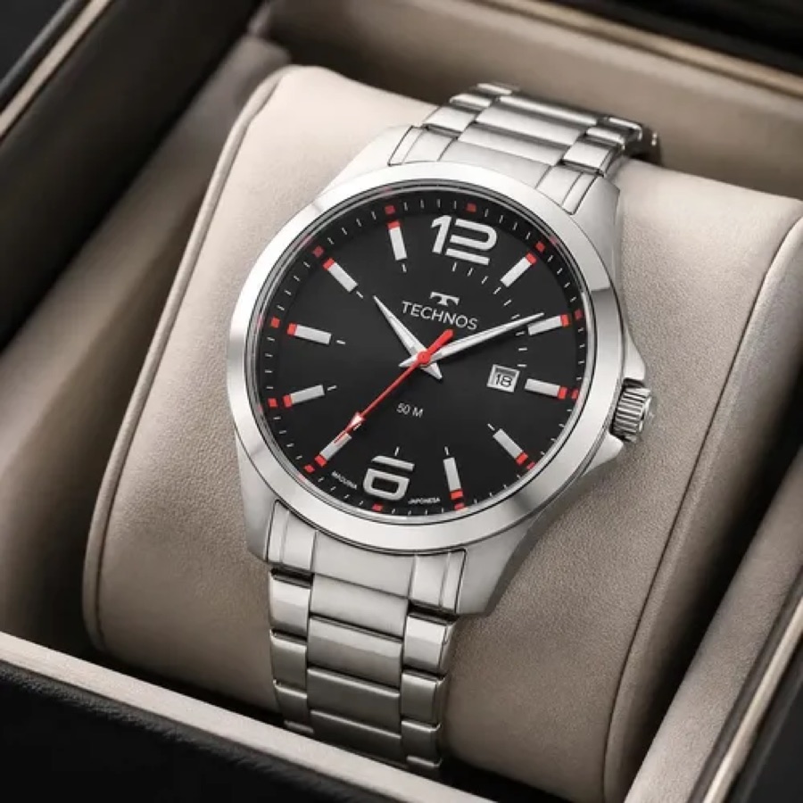Relógio Masculino Technos Racer Grande 46 Milímetros Aço Inoxidável Analógico Prateado Mostrador Preto Detalhes em Vermelho Performance Cale