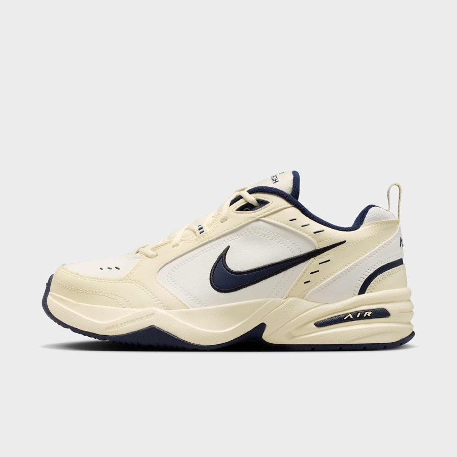 Tênis Nike Air Monarch IV "Cream"